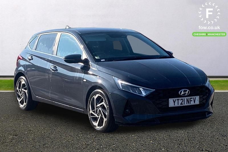 Used Hyundai i20 Premium 100 HP (73 kW) 2021 Grey Hatchback