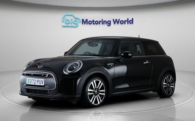 Used Mini Cooper Level 2 135 kW (184 HP) 2023 Hatchback