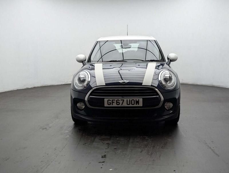 Usado Mini Cooper Hatch 136 HP (100 kW) 2017 Azul Citadino