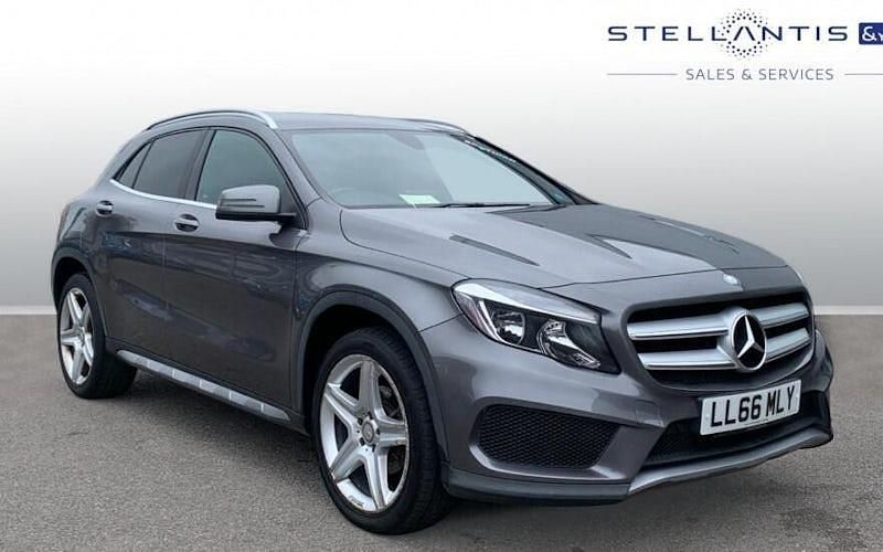 Used 2016 Mercedes GLA200 AMG line SUV | £10,999 (Fair price) - Image 1/3