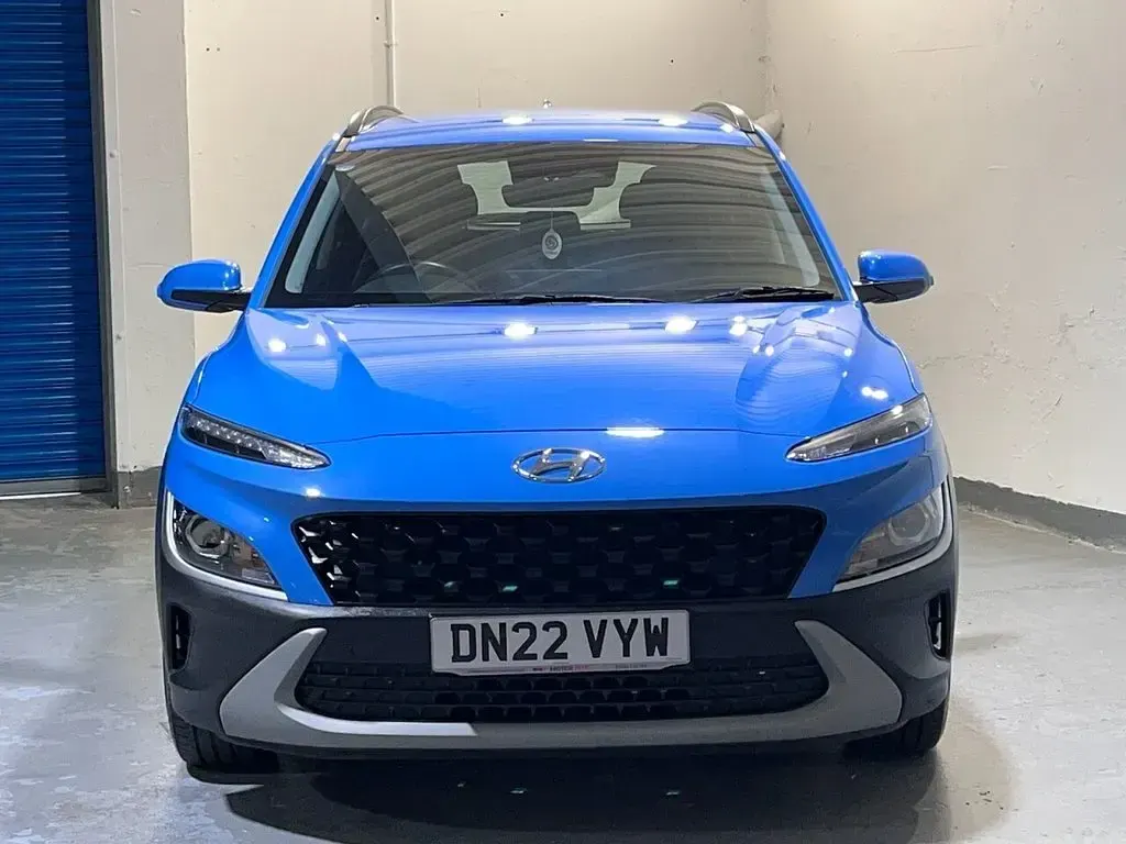 Begagnad Hyundai Kona SE 141 HK (103 kW) 2022 Blå SUV