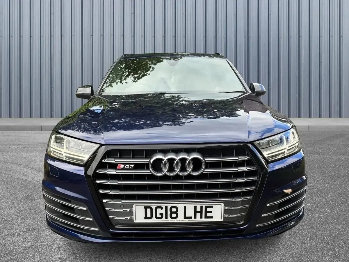 Used Audi SQ7 435 HP (319 kW) 2018 Blue SUV