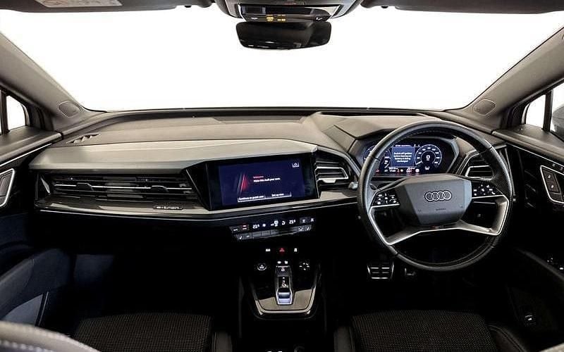 Used Audi Q4 e-tron S-Line 150 kW (204 HP) 2023 SUV