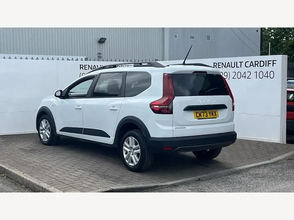 Used Dacia Jogger Expression 2023 White MPV
