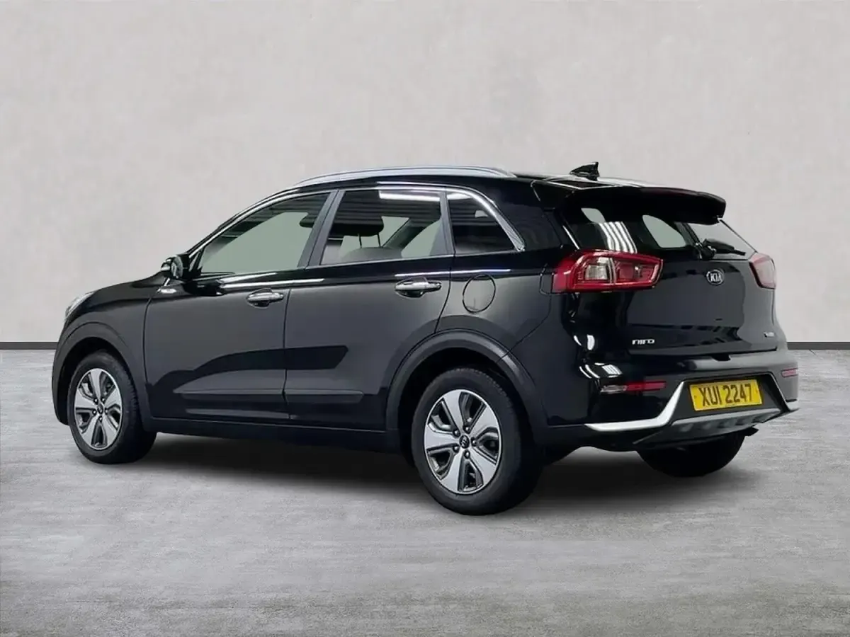 Używany Kia Niro 141 KM (103 kW) 2019 Czarny SUV