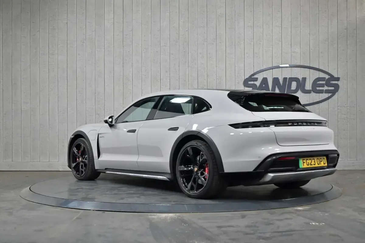 Used Porsche Taycan 4S Cross Turismo Cross Turismo 419 kW (571 HP) 2023 Grey Estate