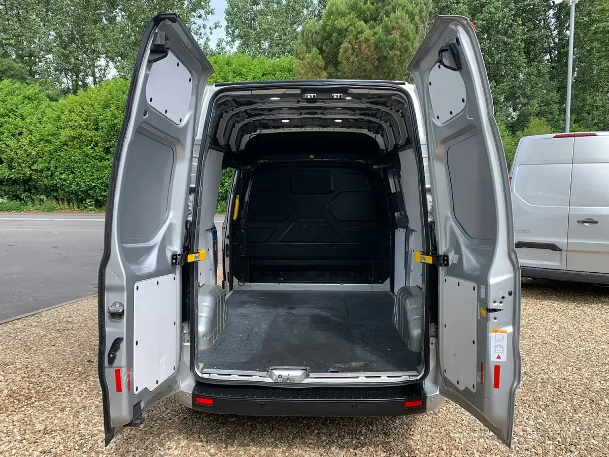 Used Ford Transit Custom Trend 130 HP (95 kW) 2020 Silver Van