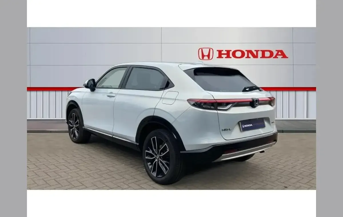 Used Honda HR-V Advance 131 HP (96 kW) 2023 White SUV