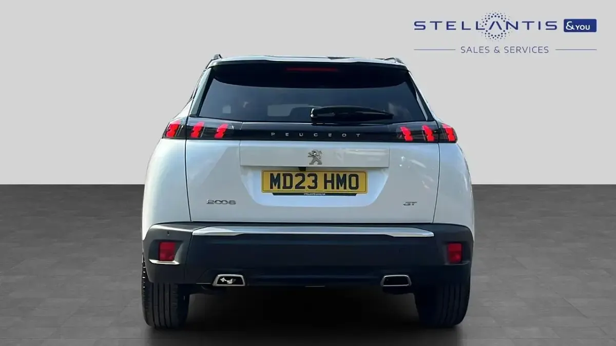 Used Peugeot 2008 GT 129 HP (94 kW) 2023 White SUV