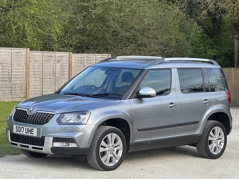 Used Skoda Yeti Drive 110 HP (80 kW) 2017 Grey SUV