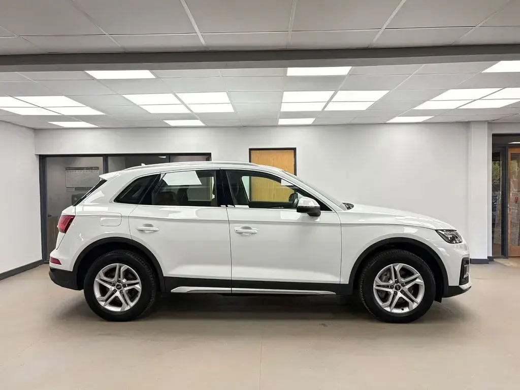 Used Audi Q5 Sport 204 HP (150 kW) 2021 White SUV