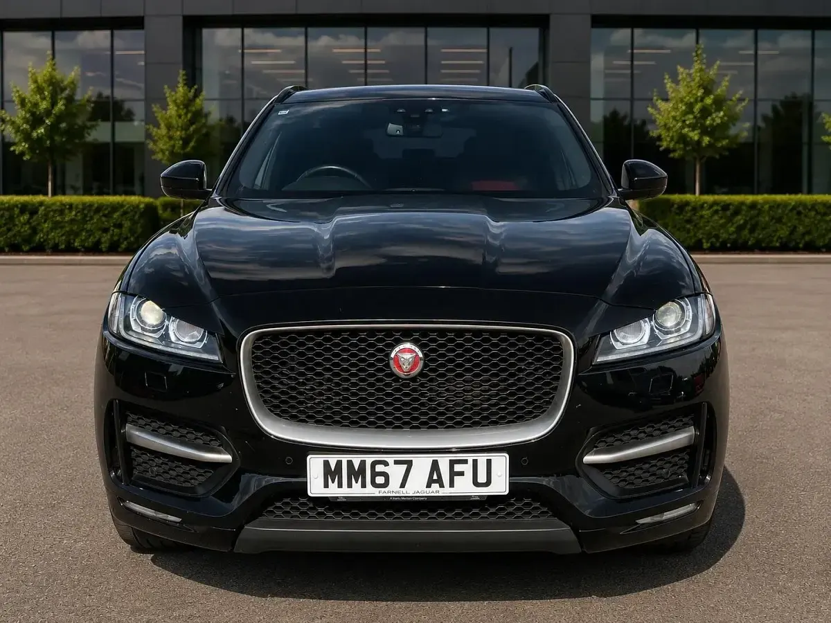 Used Jaguar F-Pace R-Sport 180 HP (132 kW) 2017 Black SUV