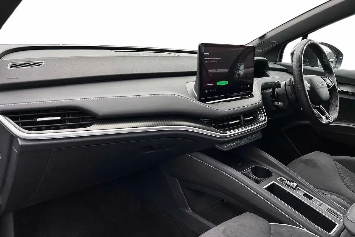 Used Skoda Elroq SportLine 154 kW (210 HP) 2025 Timiano green SUV