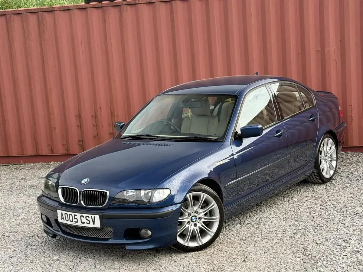 Used BMW 330 Sport Line 231 HP (169 kW) 2005 Blue Sedan