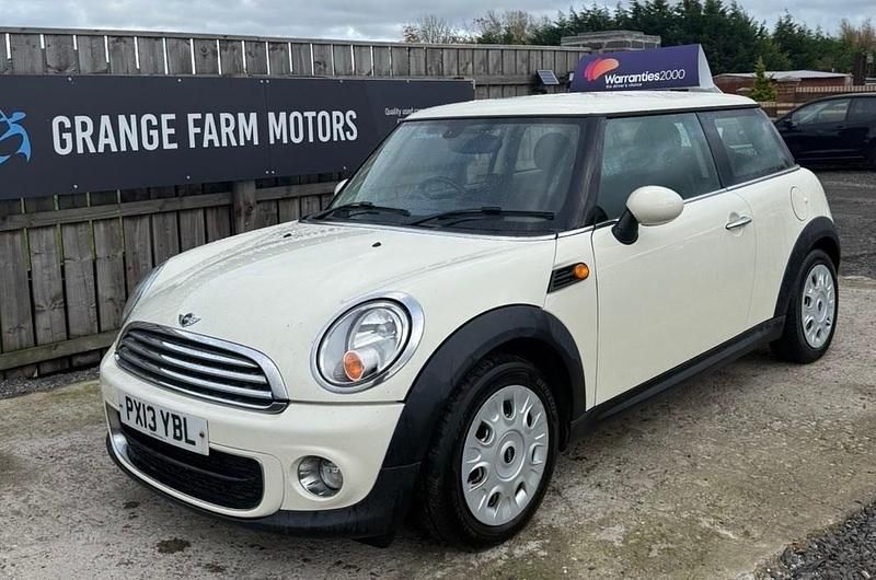 White Used 2013 Mini One D Hatch Hatchback | £2,495 (Expensive) - Image 1/4