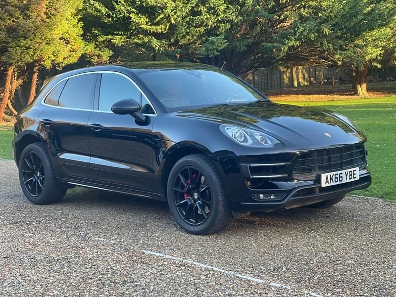 Used Porsche Macan Turbo 400 HP (294 kW) 2017 Black SUV