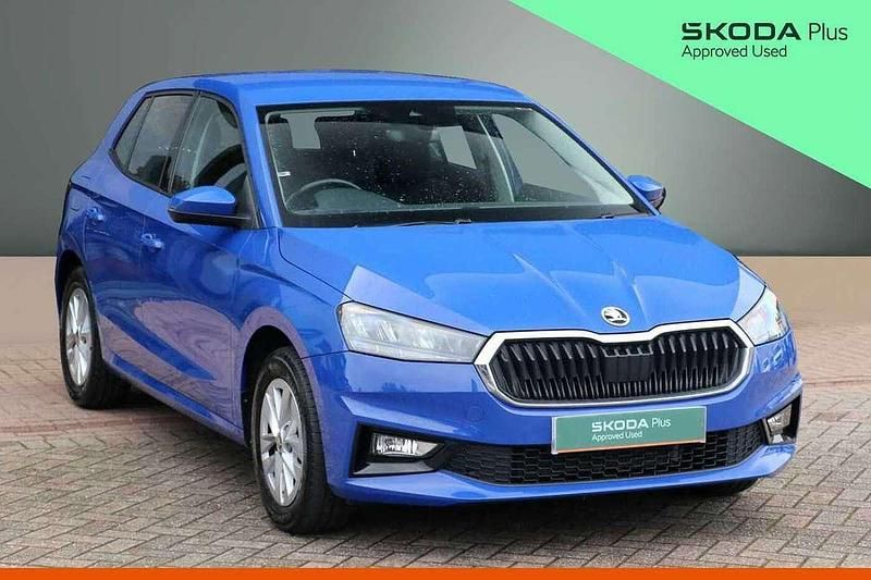 Energy blue Used 2023 Skoda Fabia Comfort Hatchback | £14,628 (Fair price) - Image 1/4