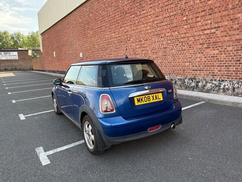 Image 4/4