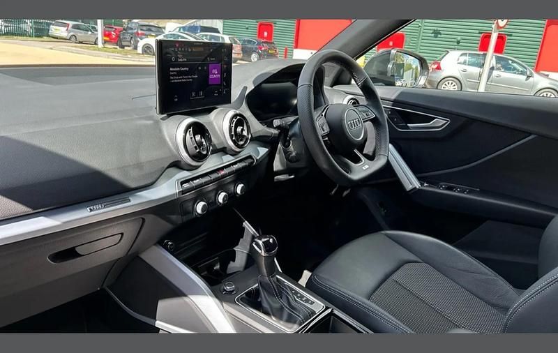 Used Audi Q2 Black Edition 147 HP (108 kW) 2025 Grey SUV