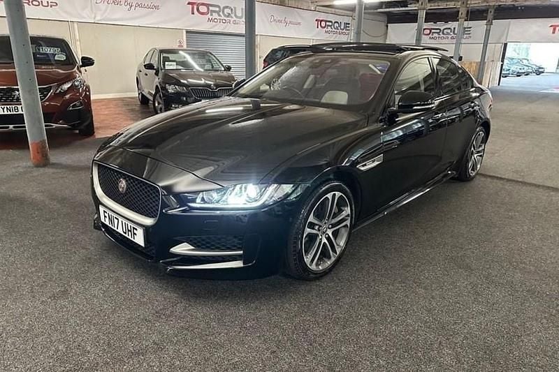 Used Jaguar XE R-Sport 200 HP (147 kW) 2017 Black Sedan