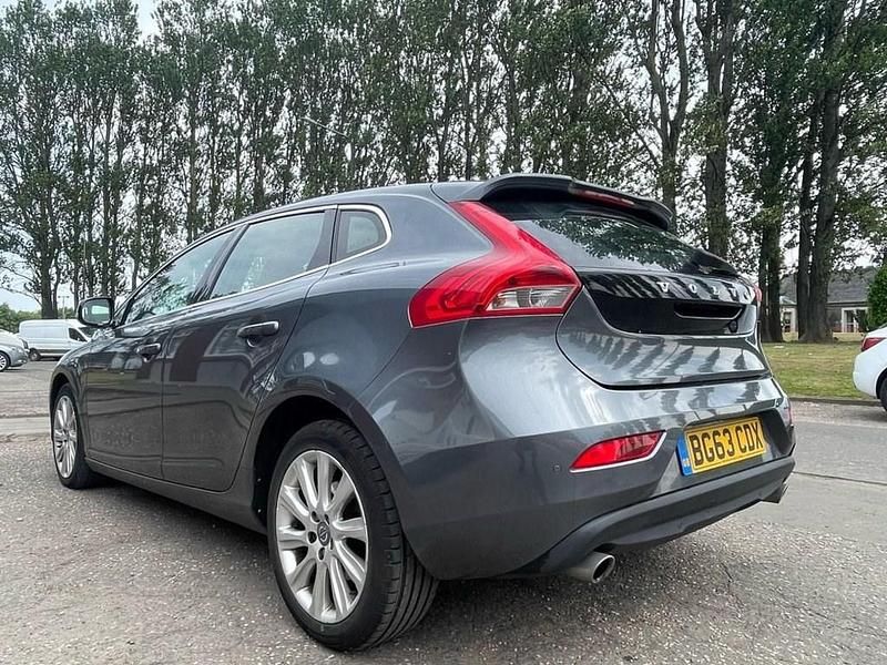 Used Volvo V40 SE Lux 177 HP (130 kW) 2013 Grey Estate