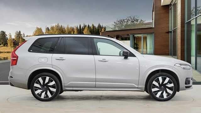 Used Volvo XC90 Plus 455 HP (334 kW) 2024 Silver SUV