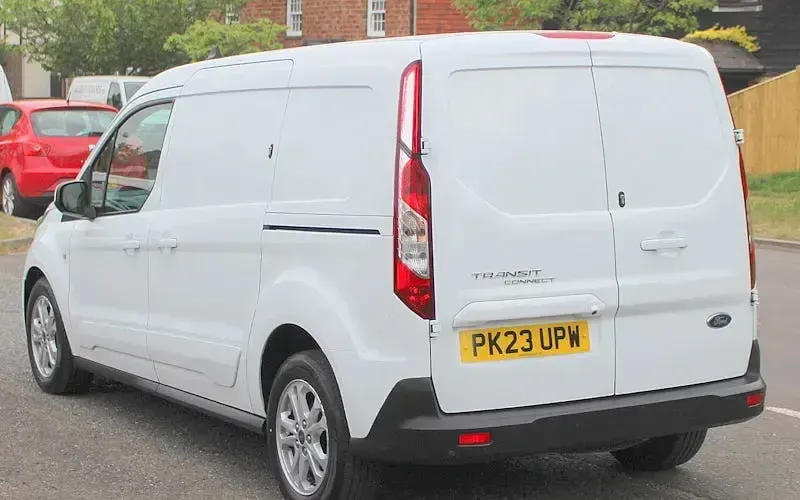 Second-hand Ford Transit Connect Limited 120 CP (88 kW) 2022 Alb Monovolum