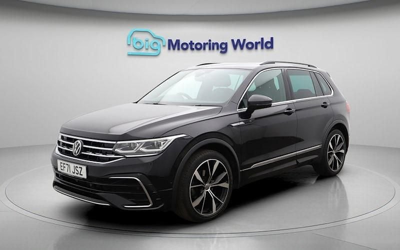 Used VW Tiguan R-line 150 HP (110 kW) 2022 Black SUV