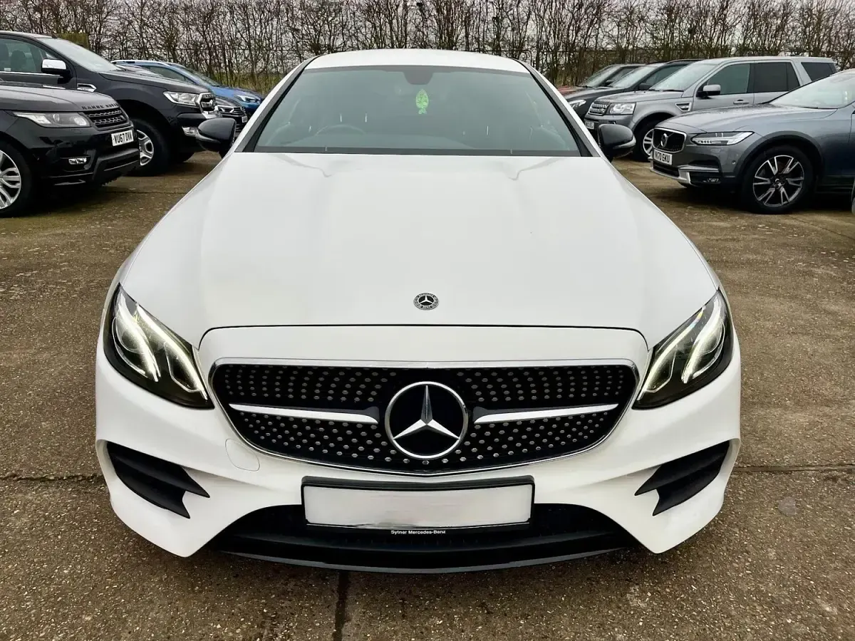 Used Mercedes E300 AMG line 245 HP (180 kW) 2019 White Coupe