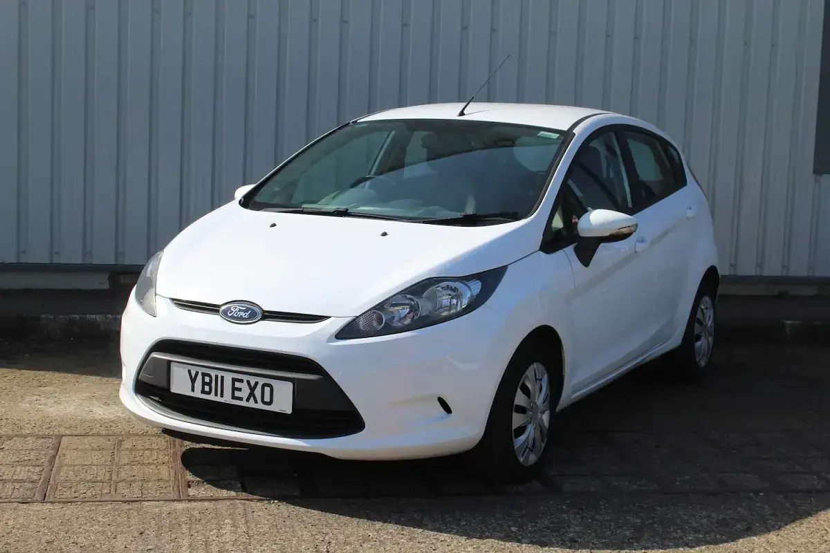 Used Ford Fiesta 2011 White Hatchback