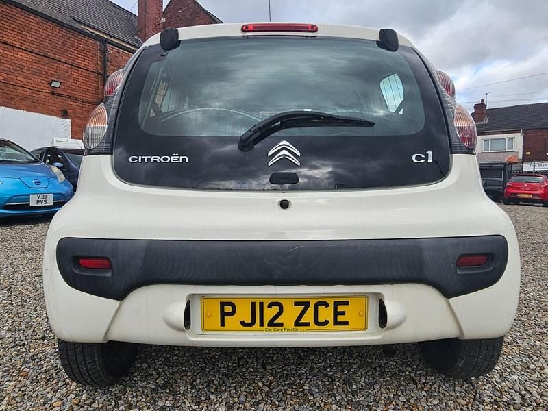 Usado Citroën C1 VTR Sport 68 HP (50 kW) 2012 Branco Citadino