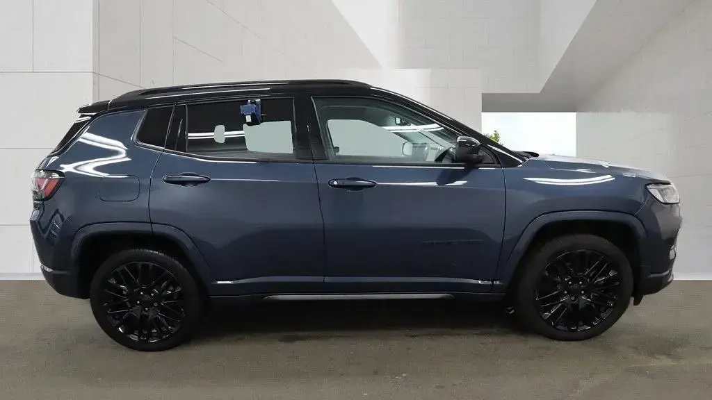 Used Jeep Compass 240 HP (176 kW) 2022 Blue SUV
