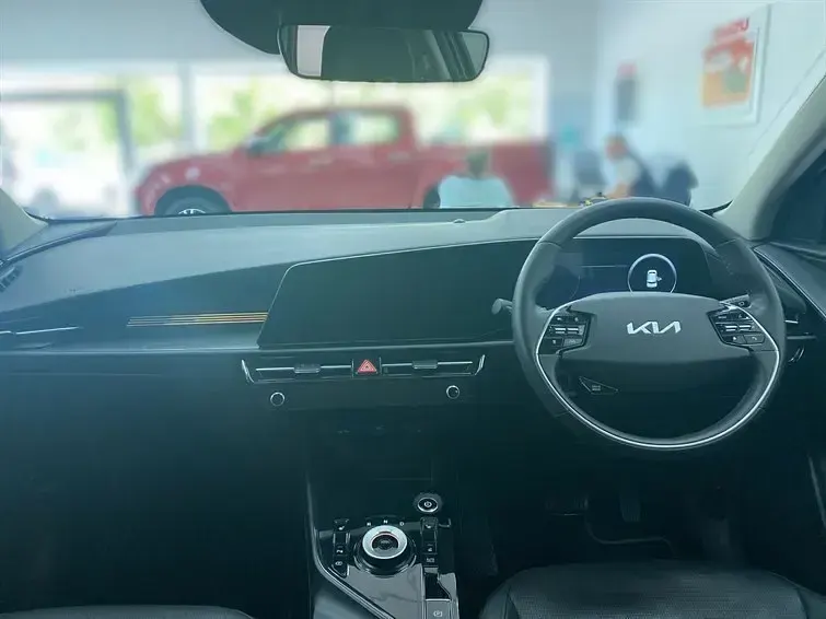 Used Kia Niro 150 kW (204 HP) 2024 Grey SUV