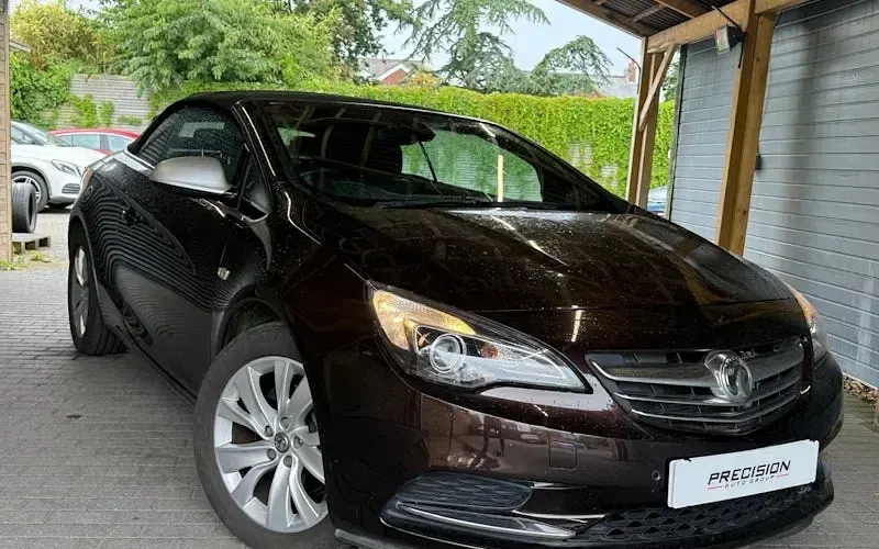 Used Vauxhall Cascada 140 HP (102 kW) 2017 Cabriolet