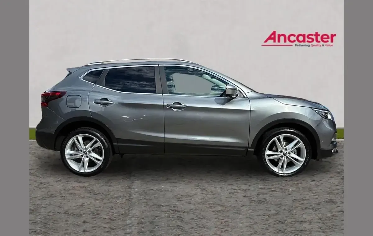 Used Nissan Qashqai N-Motion 138 HP (101 kW) 2019 Grey SUV