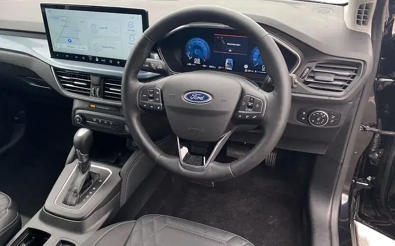 New Ford Focus Active X 155 HP (114 kW) 2025 Black Estate