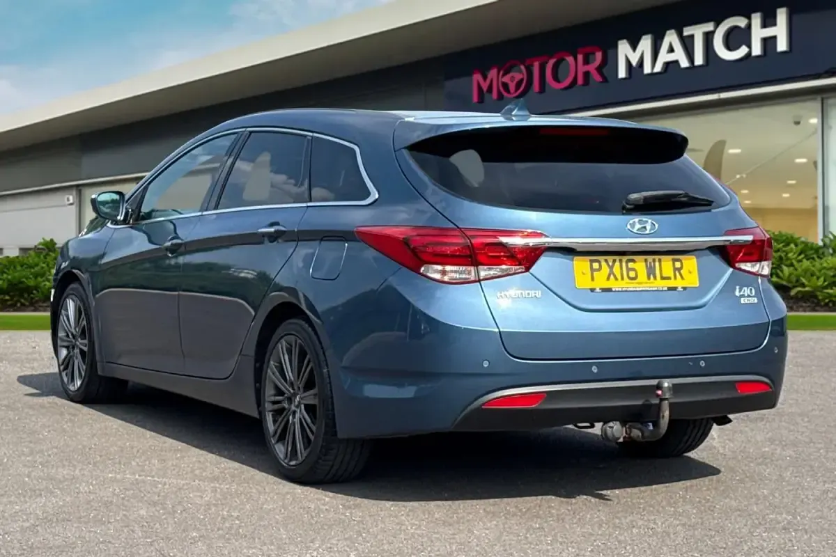 Used Hyundai i40 Premium 2016 Blue Estate