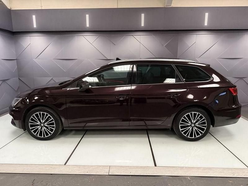 Used Seat Leon ST XCELLENCE 184 HP (135 kW) 2017 Purple Estate