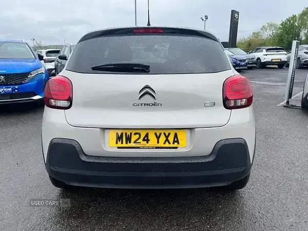 Używany Citroën C3 PureTech 2024 Szary Hatchback