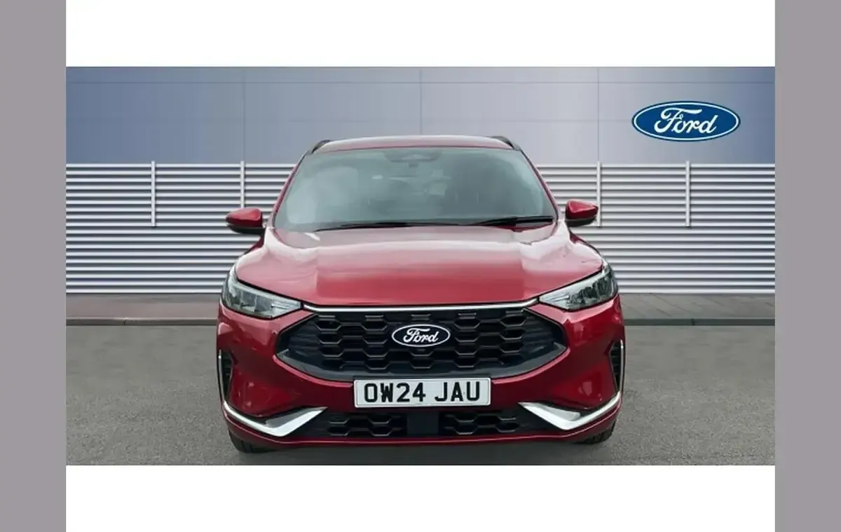 Used Ford Kuga ST-Line 180 HP (132 kW) 2024 Red SUV