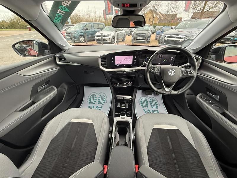 Used Vauxhall Mokka Elite 98 kW (134 HP) 2022 Red SUV