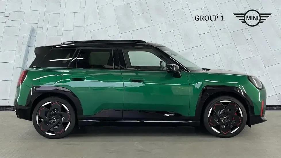 Used Mini Cooper 189 kW (258 HP) 2025 Green Hatchback