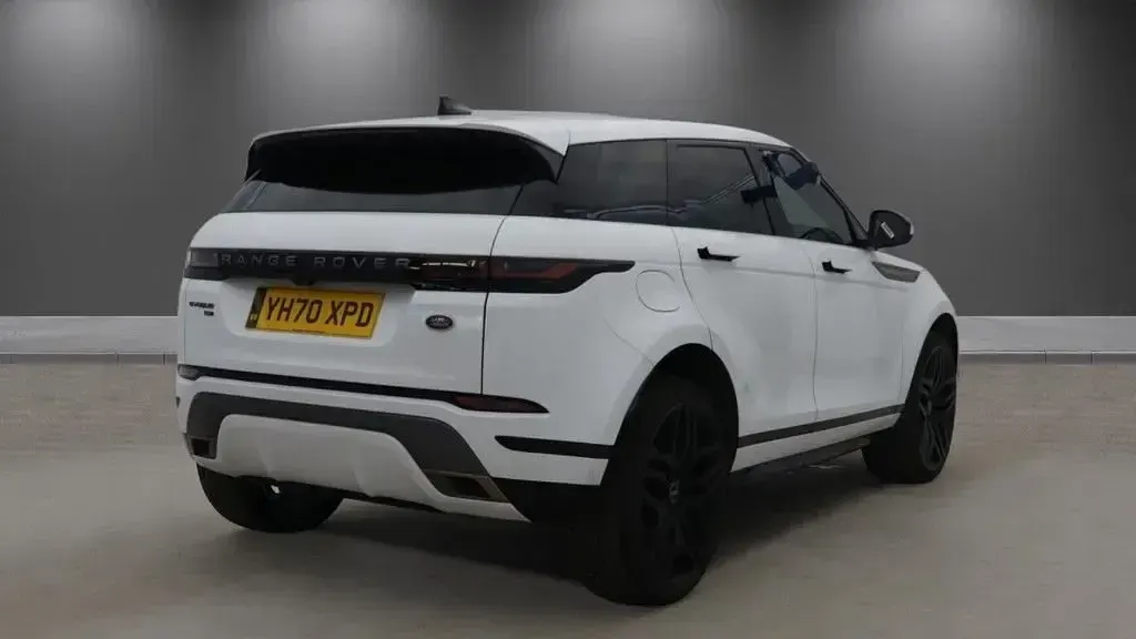 Used Land Rover Range Rover evoque R-Dynamic 150 HP (110 kW) 2020 White SUV