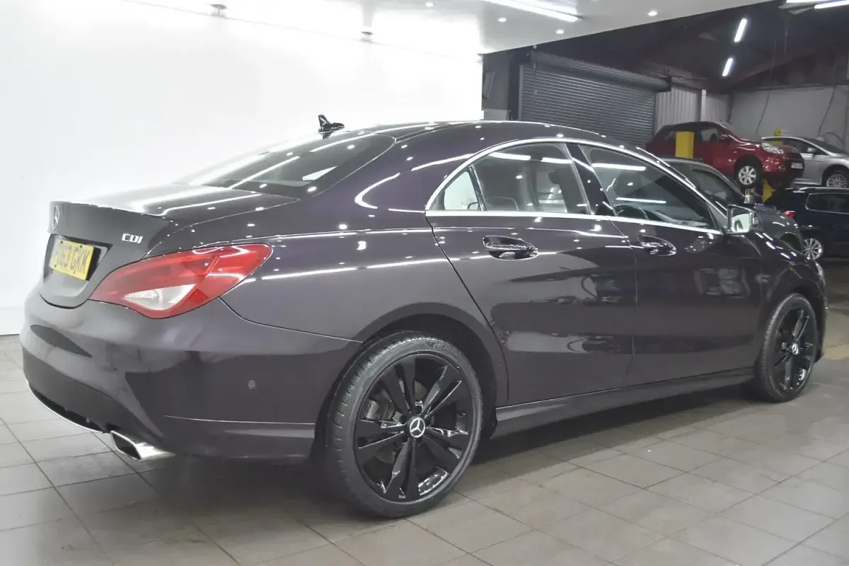 Used Mercedes CLA220 170 HP (125 kW) 2013 Mauve/purple Coupe