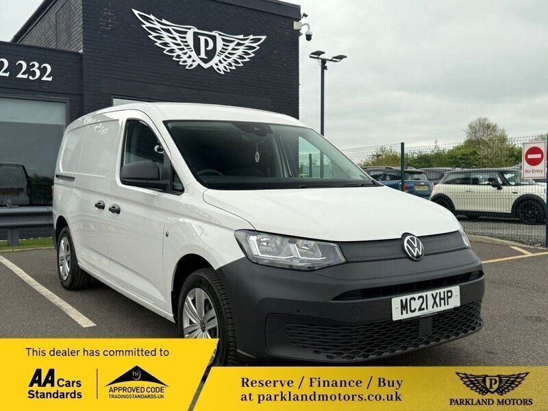 White Used 2021 VW Caddy Maxi S MPV | £9,495 (Super price) - Image 1/3