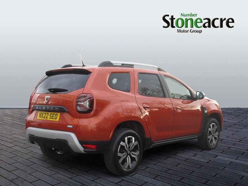 Used Dacia Duster Prestige 100 HP (73 kW) 2022 Orange SUV