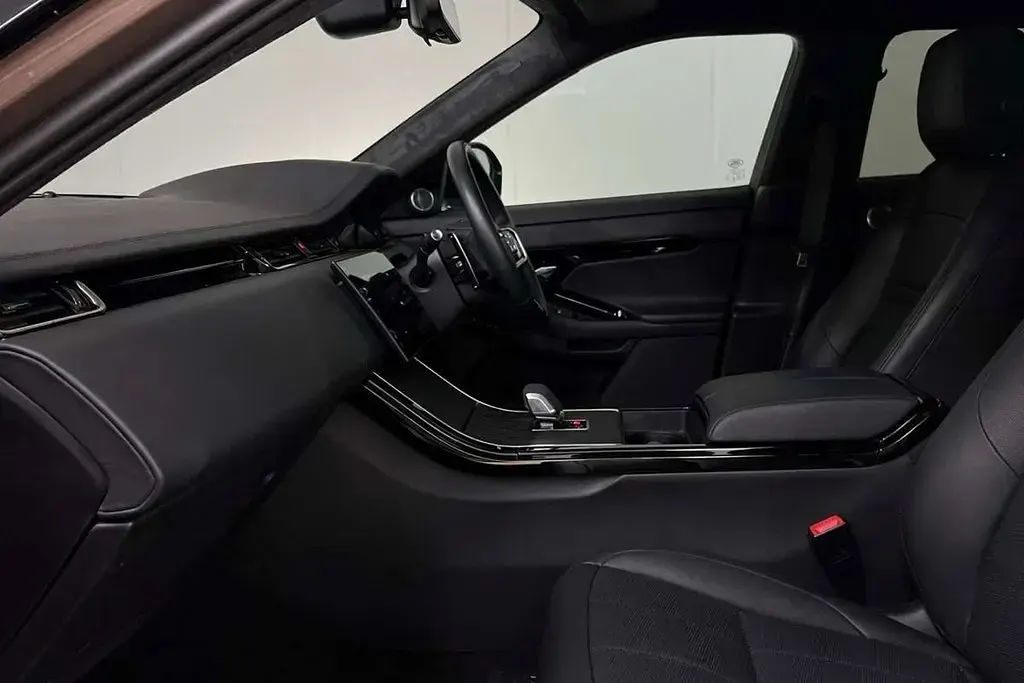 Used Land Rover Range Rover evoque Autobiography 200 HP (147 kW) 2025 Other SUV