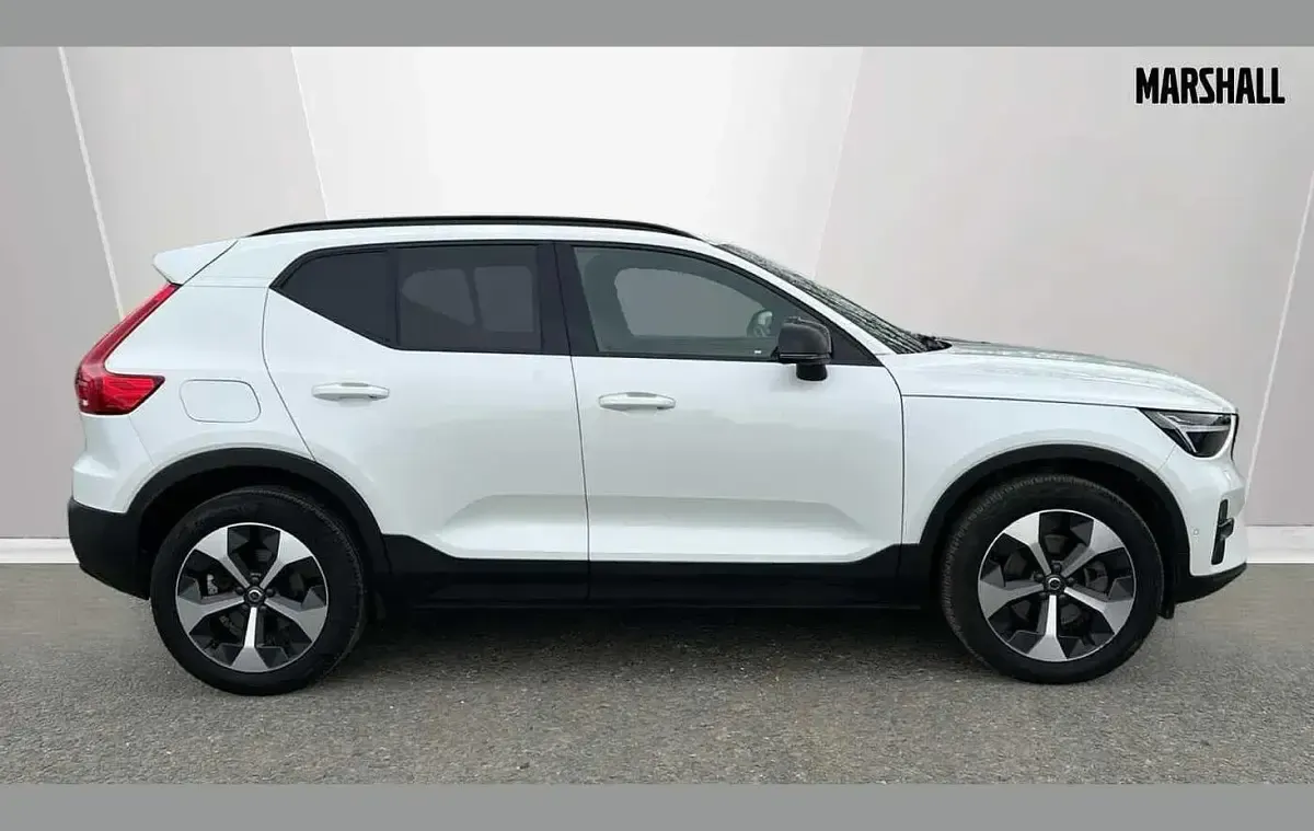 Used Volvo XC40 Ultimate 194 HP (142 kW) 2023 White SUV