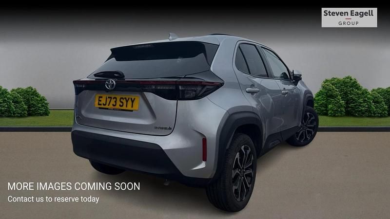 Used Toyota Yaris Hybrid Design 2023 Silver Hatchback