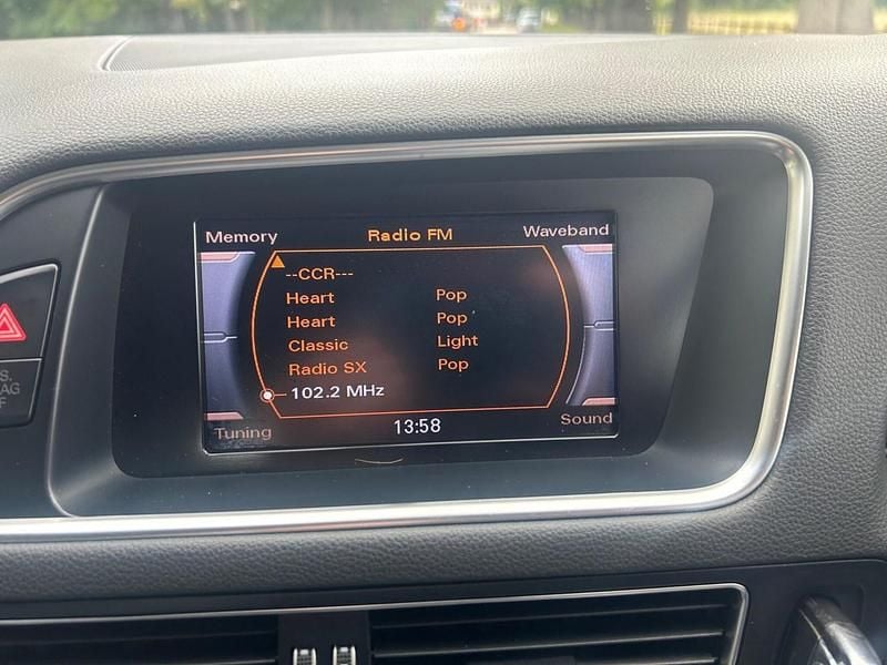 Begagnad Audi Q5 Comfort 2013 Röd SUV